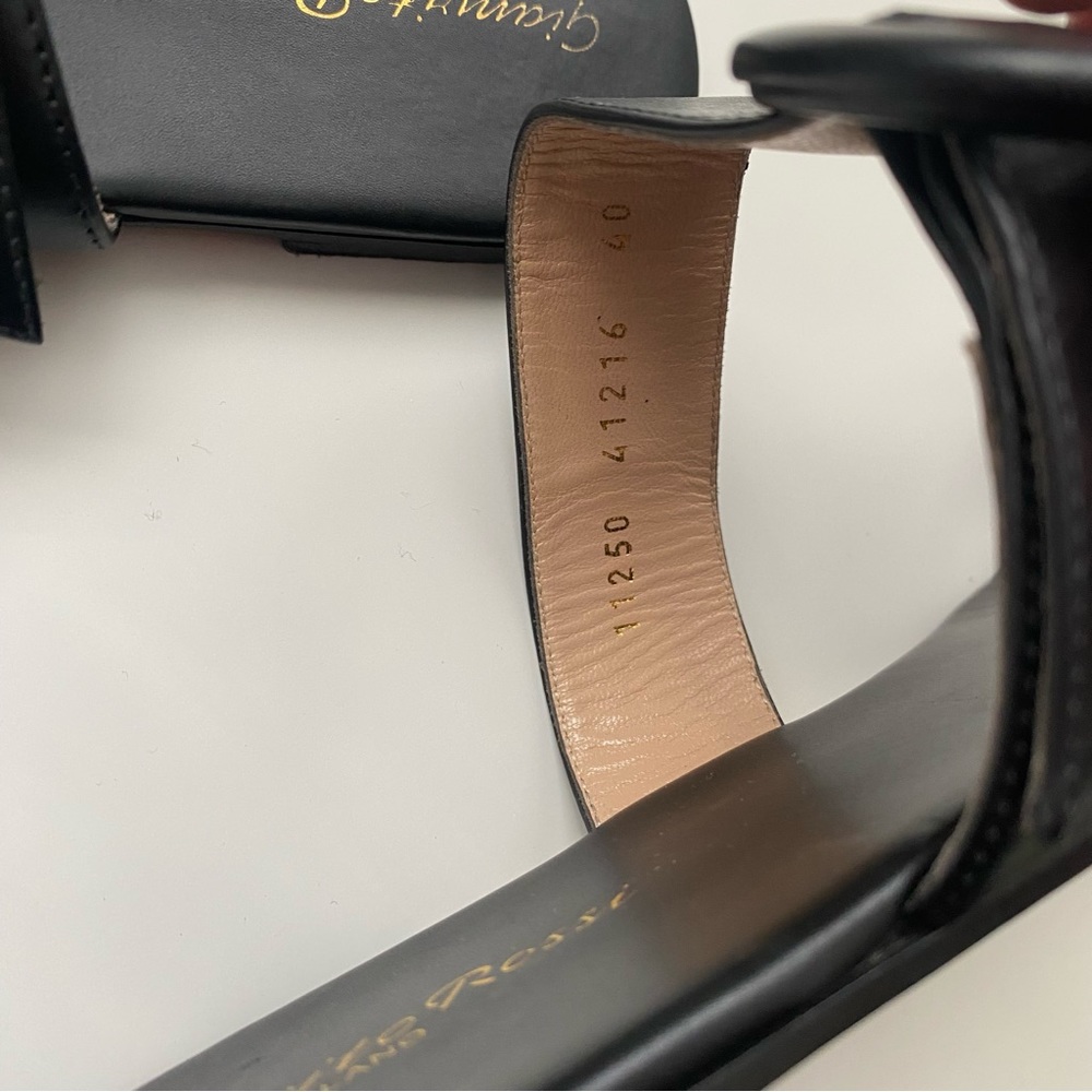 Gianvito Rossi Flat Sandals Toe Ring - image 4